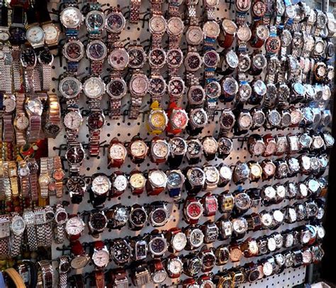 how late are chinatown replica watches stands open|china time watches.